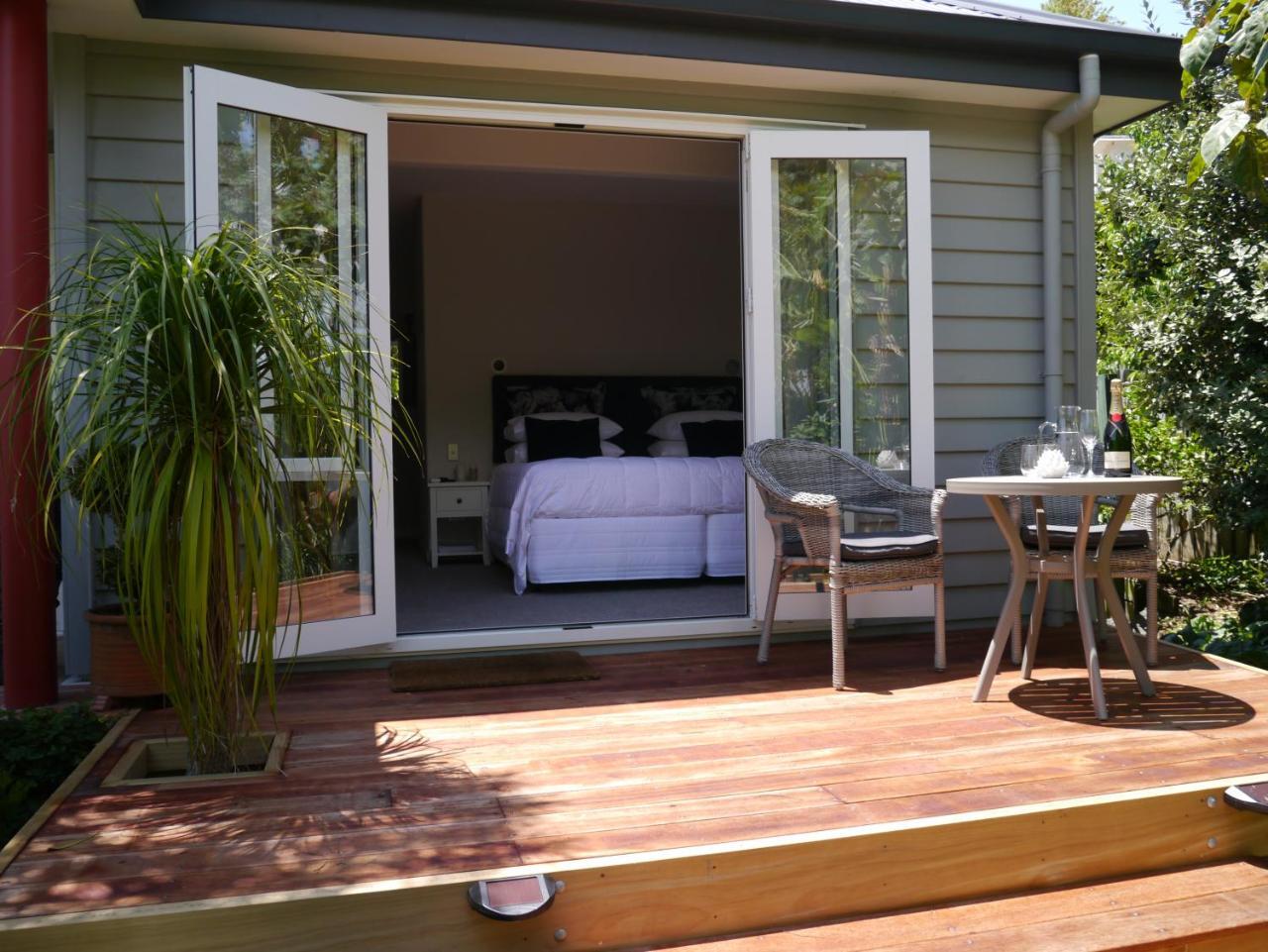 Kereru Cottage Russell - James Cook Apartment מראה חיצוני תמונה